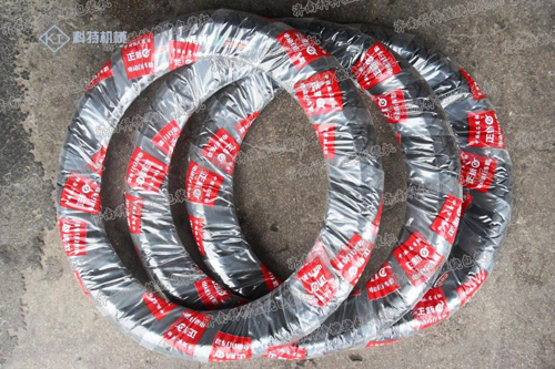 摩托車輪胎包裝效果圖